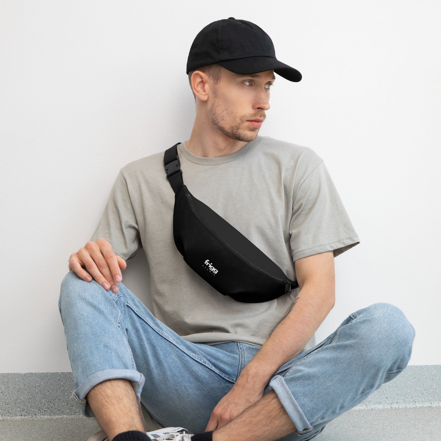 BLACK - FANNY PACK