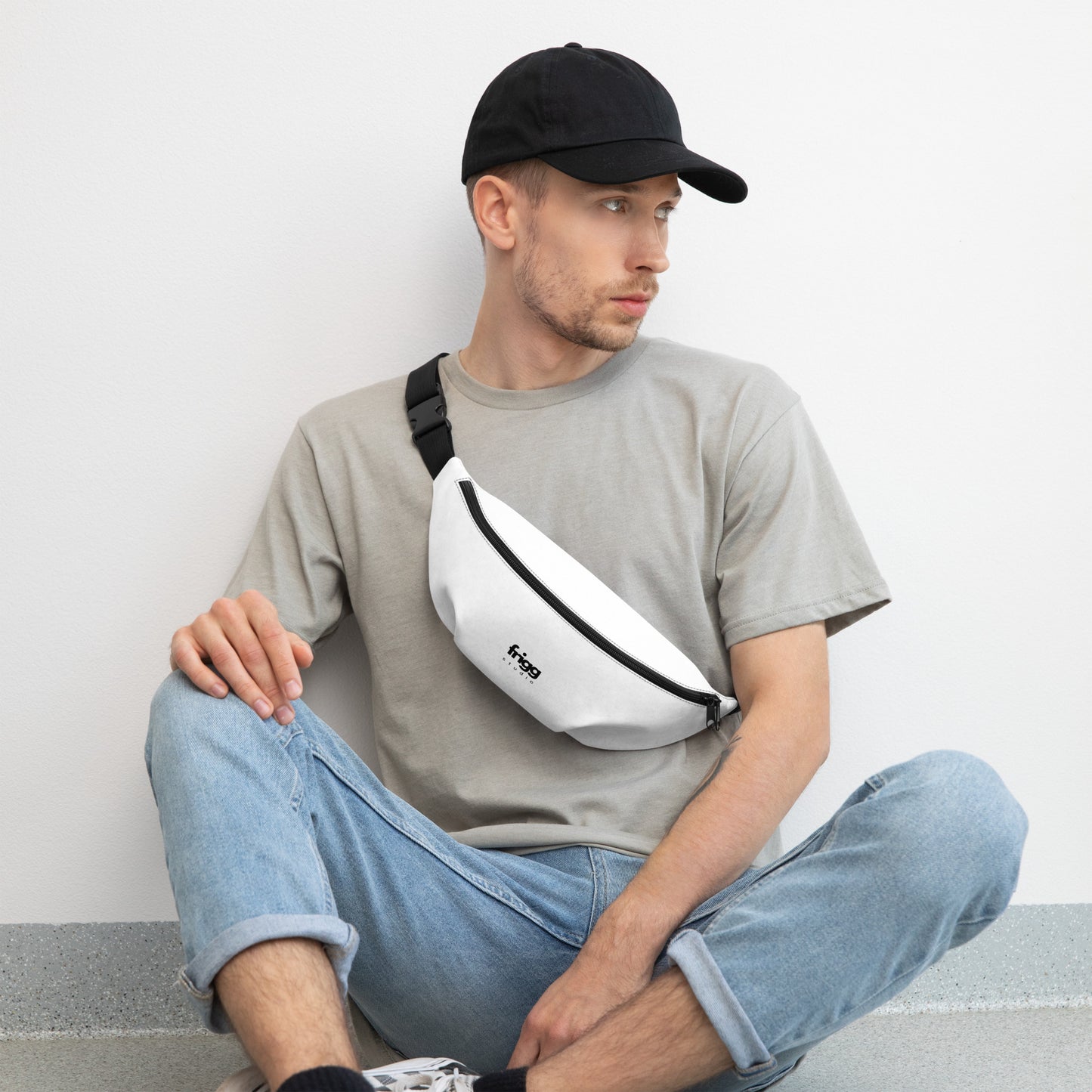 WHITE - FANNY PACK