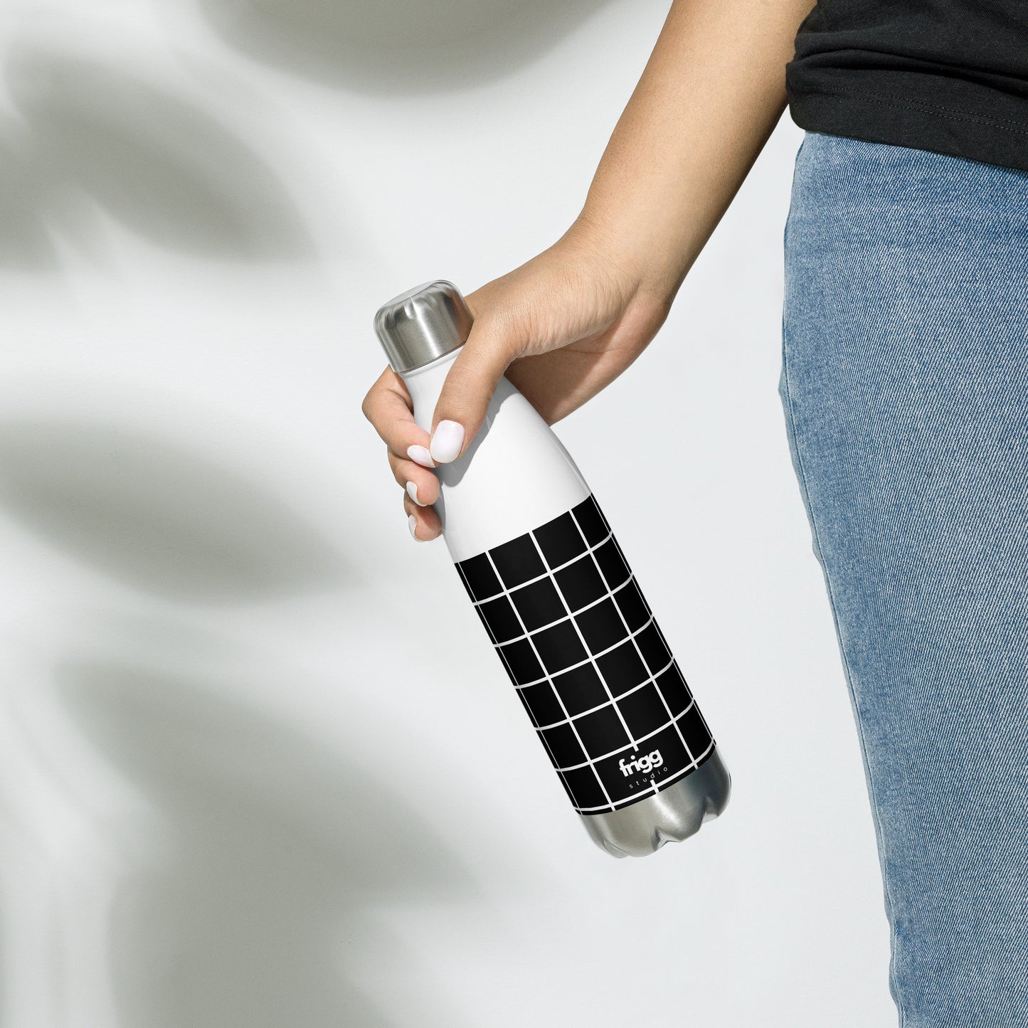 MONOCHROME - STAINLESS STEEL WATER BOTTLE